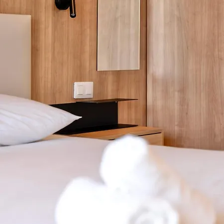 Prestige Croisette - With Panoramic Terrace And Sea View In Cannes