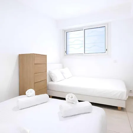Prestige Croisette - With Panoramic Terrace And Sea View In