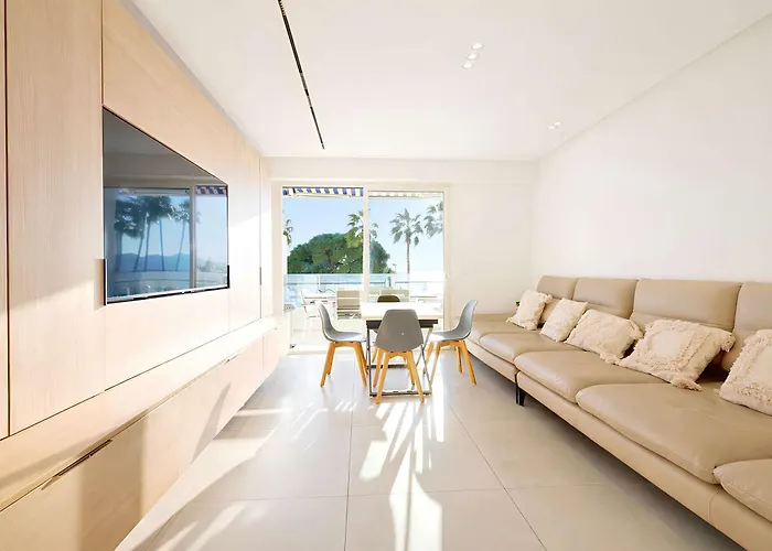 Apartment Prestige Croisette - With Panoramic Terrace And Sea View In *