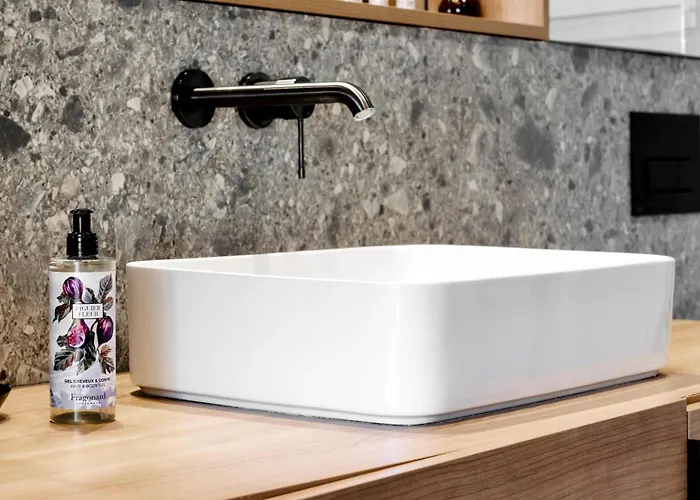 Prestige Croisette - With Panoramic Terrace And Sea View In Apartment *