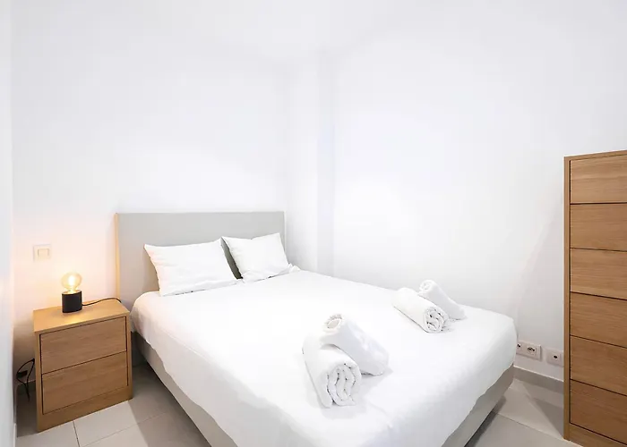 Prestige Croisette - With Panoramic Terrace And Sea View In * Cannes