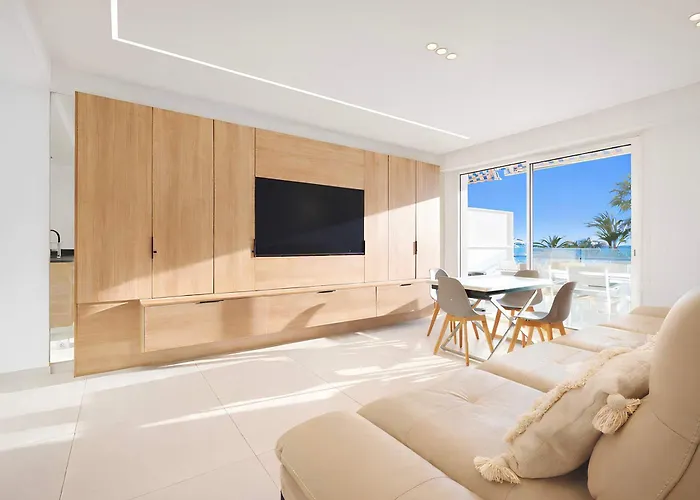 Prestige Croisette - With Panoramic Terrace And Sea View In Apartment Cannes